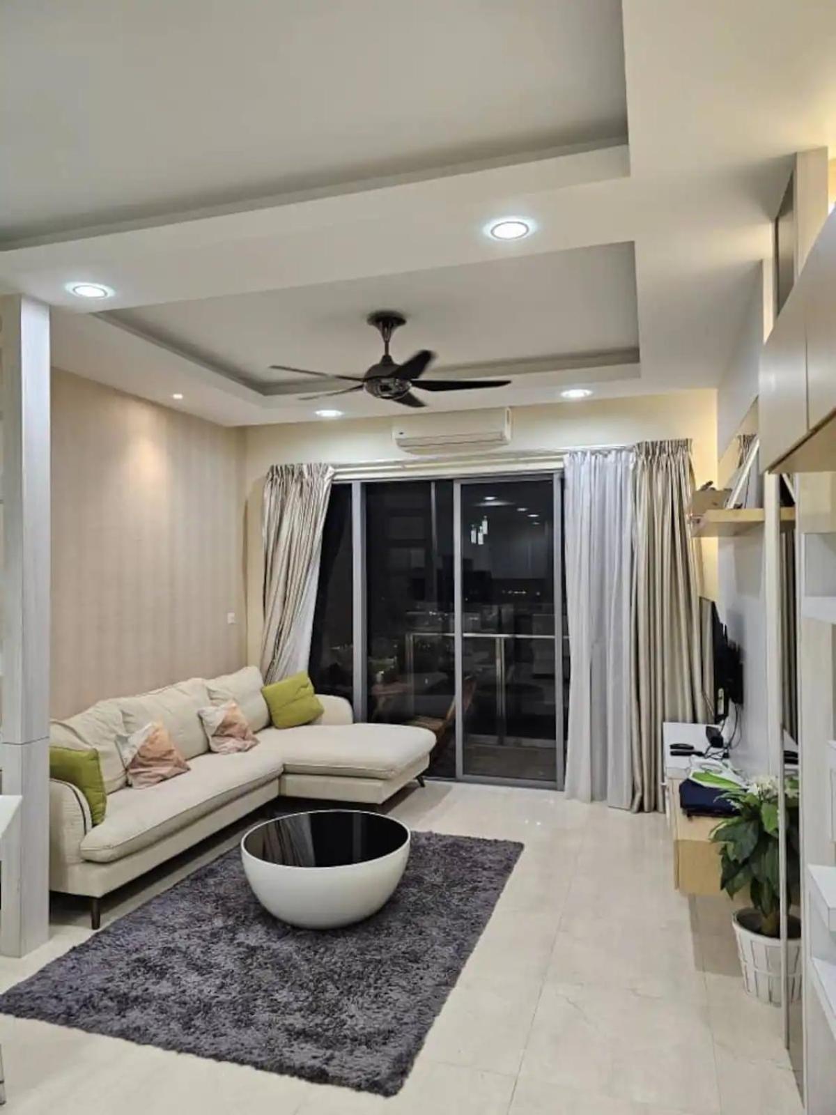 Maxhome Elite At Silverscape Apartment *